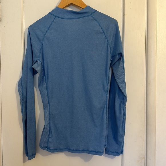 Patagonia long sleeve 3/4 zip - Picture 2 of 6